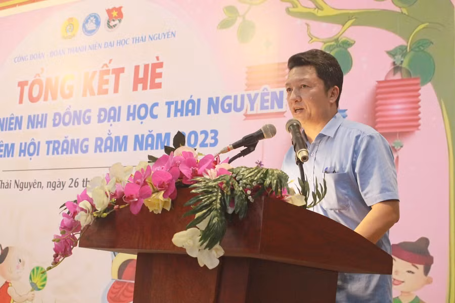 PGS.TS Nguyễn Thanh Hà, Phó Chủ tịch Hội đồng, phụ trách Công đoàn Đại học Thái Nguyên phát biểu tại chương trình. PGS.TS Nguyễn Thanh Hà, Phó Chủ tịch Hội đồng, phụ trách Công đoàn Đại học Thái Nguyên phát biểu tại chương trình.