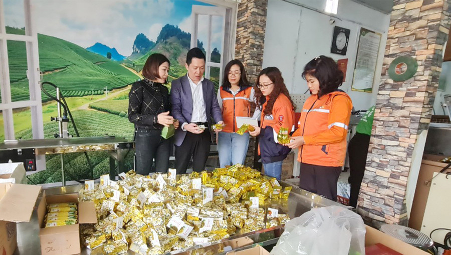 HTX Chè Nhật Thức nâng tầm cho cây chè, tạo sinh kế cho bà con.