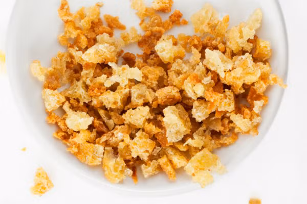 Bí quyết làm 6 món ngon từ bánh mì cũ ảnh 3