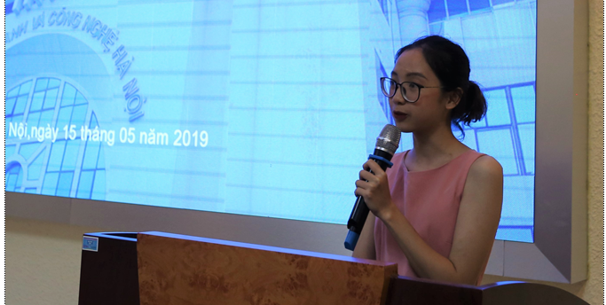 Sinh viên Lê Hồng Ngọc phát biểu tại buổi Lễ. Ảnh: Việt Anh Sinh viên Lê Hồng Ngọc phát biểu tại buổi Lễ. Ảnh: Việt Anh