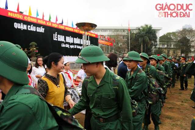 Năm 2019, Thành phố Hà Nội được giao tuyển chọn và gọi hơn 3.500 thanh niên nhập ngũ về 13 đầu mối đơn vị.