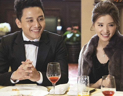 Bối rối khi bạn gái cũ là người yêu của ông chủ công ty hình ảnh 1 boi roi khi ban gai cu la nguoi yeu cua ong chu cong ty hinh anh 1