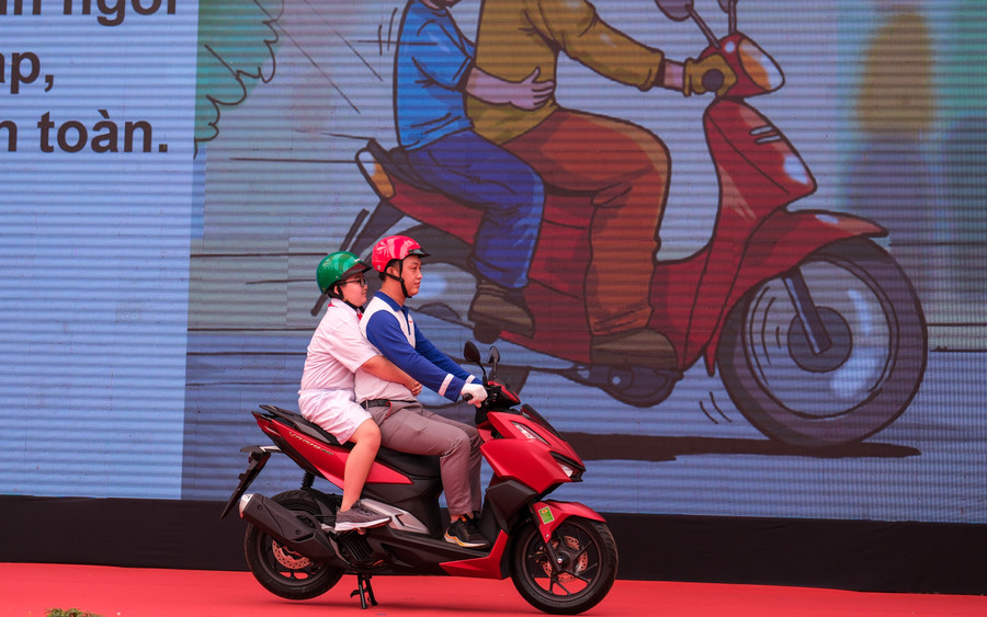 Các hoạt động tại chương trình. Các hoạt động tại chương trình.