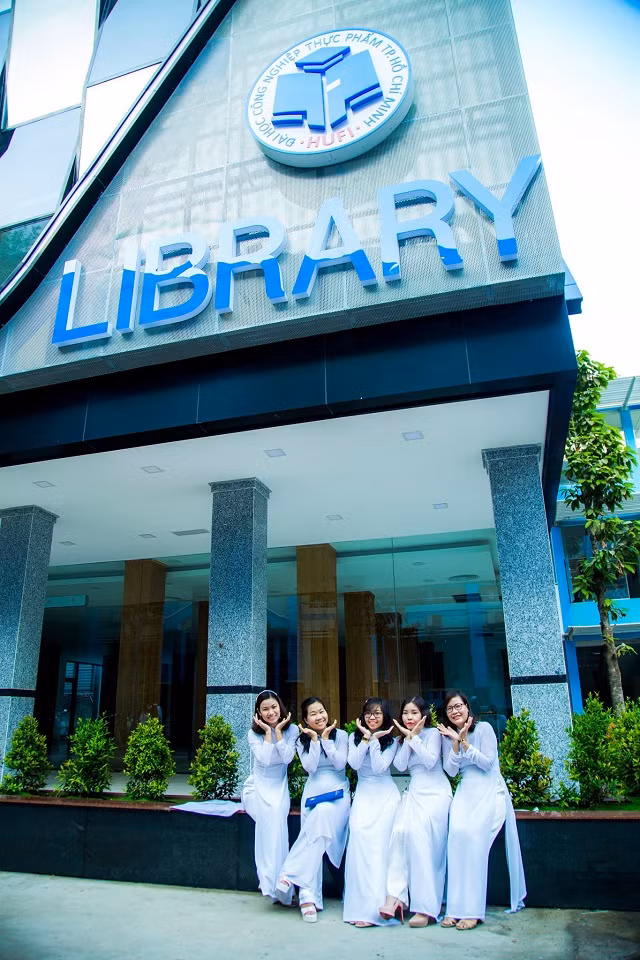 Thừ viện với không gian thoáng mát, hiện đại