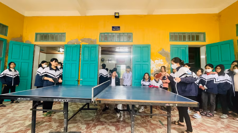 Nhà trường tổ chức nhiều hoạt động rèn luyện thể chất và được đông đảo học sinh tham gia.