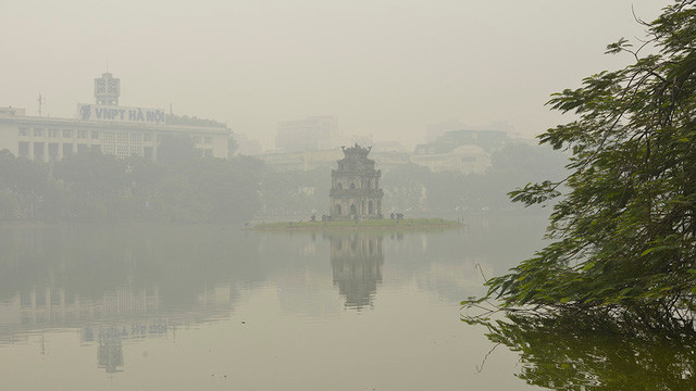 Hà Nội có mưa vài nơi, độ ẩm cao