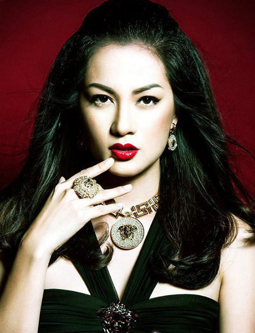 Ngọc Thúy, mẹ đẻ, khởi kiện Ngọc Thúy, mẹ đẻ, khởi kiện