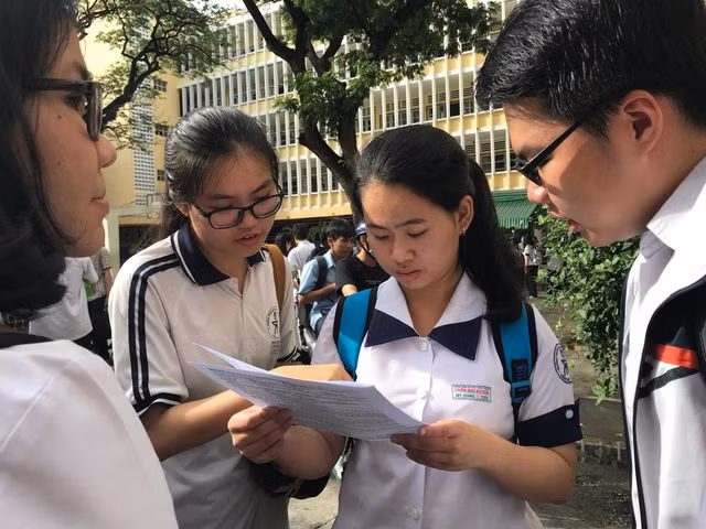 Phần mềm chấm thi trắc nghiệm 2019 đang vận hành rất trơn tru - 2