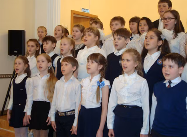 Trên giờ nhạc học sinh chủ yếu tập hát