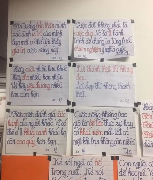 Hàng loạt câu danh ngôn, trích dẫn hay được chú ghi lại.