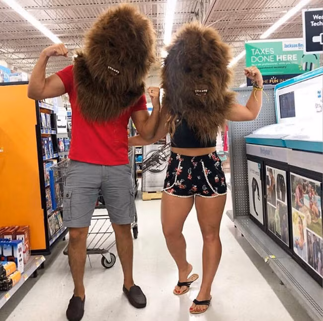 bat gap hinh anh sieu di trong sieu thi ngay cuoi tuan hinh anh 3