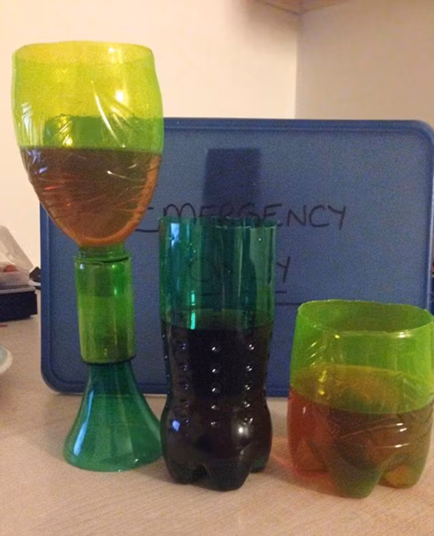 Tiền có thể thiếu nhưng ly uống rượu thời thượng thì không bao giờ&nbsp;thiếu