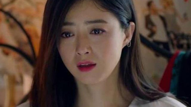 Nghe tin chị gái ế chỏng chơ đưa người yêu kém tuổi về ra mắt, tôi vội vàng chạy sang xem thì choáng váng khi thấy khuôn mặt đáng khinh ấy - Ảnh 1. Nghe tin chị gái ế chỏng chơ đưa người yêu kém tuổi về ra mắt, tôi vội vàng chạy sang xem thì choáng váng khi thấy khuôn mặt đáng khinh ấy - Ảnh 1.