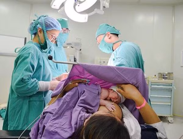 sau sinh mo bao lau co the mang thai lai? - 1