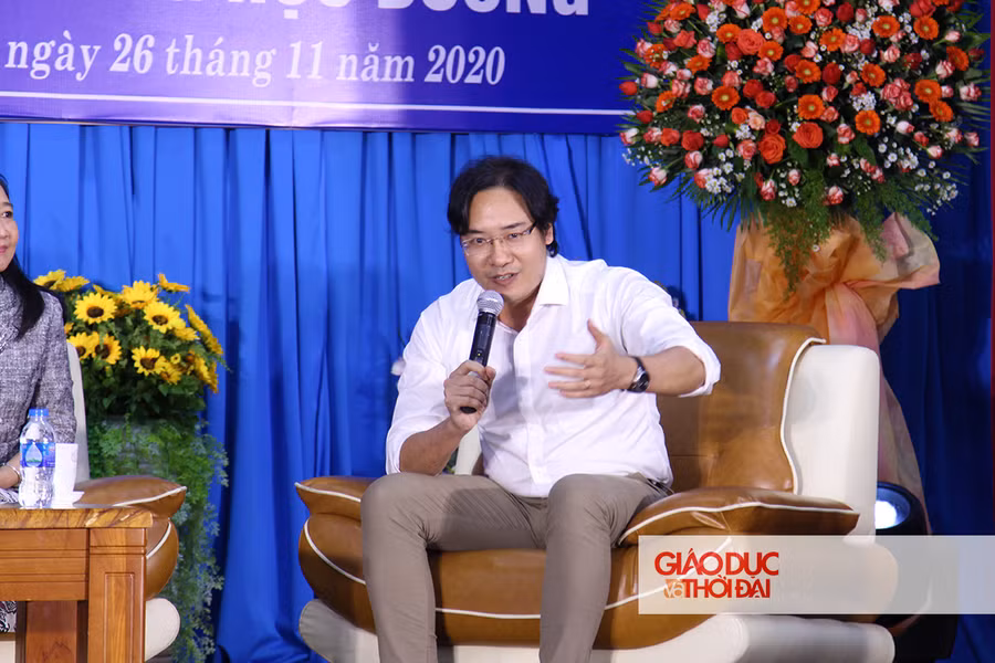 TS Nguyễn Thanh Hùng chia sẻ về biểu hiện của sự cô đơn trong trường học.