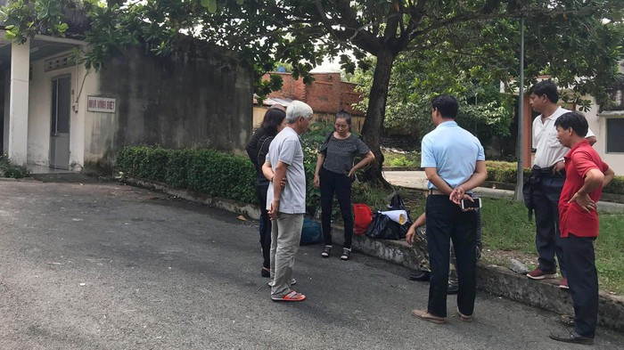 Lời khai đầy mâu thuẫn của nữ nghi can giết người bỏ xác vào bê tông ảnh 2 Lời khai đầy mâu thuẫn của nữ nghi can giết người bỏ xác vào bê tông ảnh 2