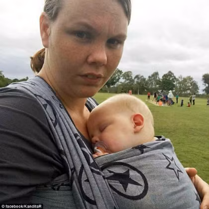 Kandita và đứa con xấu số - Ảnh: Facebook nhân vật