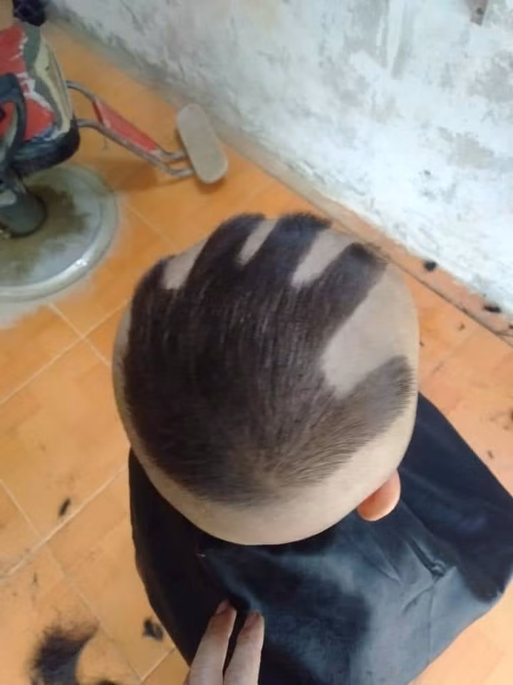 Trách ai bây giờ, dấu hiệu của việc mẹ ở nhà quá lâu.