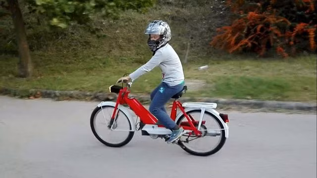 Siêu xe một thời hớp hồn đại gia Việt, đổ cả gia tài cũng khó mua - 13