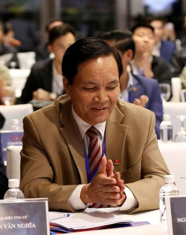 Ông Cấn Văn Nghĩa - cựu Phó Chủ tịch VFF Ông Cấn Văn Nghĩa - cựu Phó Chủ tịch VFF