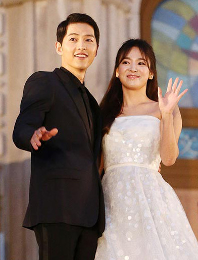 Song Hye Kyo, Song Joong Ki khi còn yêu nhau. Ảnh: Osen.