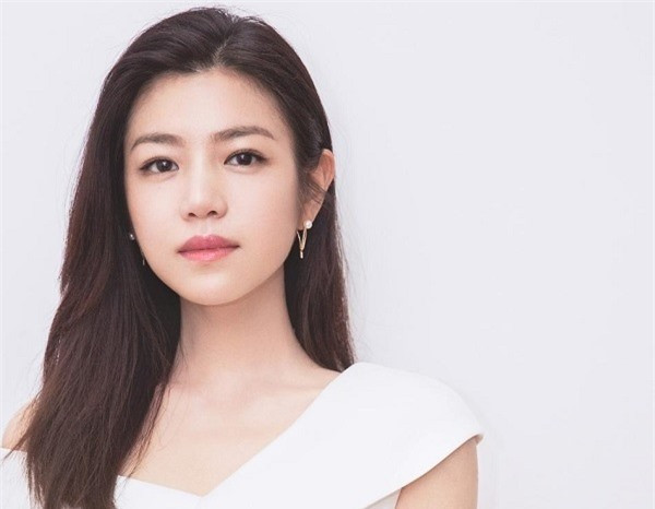 Tướng mặt của người phụ nữ khổ trước sướng sau, hậu vận viên mãn sung túc - Ảnh 2 Tướng mặt của người phụ nữ khổ trước sướng sau, hậu vận viên mãn sung túc - Ảnh 2
