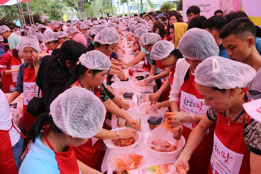 Khánh thành Trung tâm Hàn Quốc học và Viện Vua Sejong