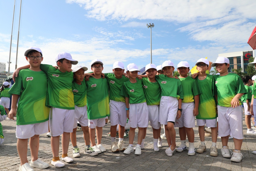 Học sinh hào hứng khi được tham gia vào nhiều hoạt động hấp dẫn.