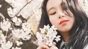 Em gái khoe cầm hết thẻ ngân hàng của bạn trai, sự thật phía sau khiến tôi chấn động