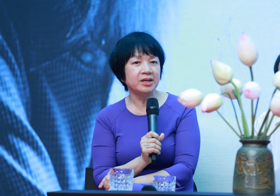 TS Văn học Trịnh Thu Tuyết nguyên là giáo viên Trường THPT Chu Văn An (Tây Hồ, Hà Nội). Ảnh: Đình Tuệ.