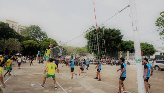 Các vận động viên tranh tài ở môn bóng chuyền nam Các vận động viên tranh tài ở môn bóng chuyền nam