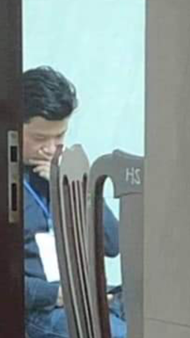 Người đàn ông sàm sỡ cô gái trẻ trong thang máy sẽ xin lỗi công khai ảnh 1 Người đàn ông sàm sỡ cô gái trẻ trong thang máy sẽ xin lỗi công khai ảnh 1