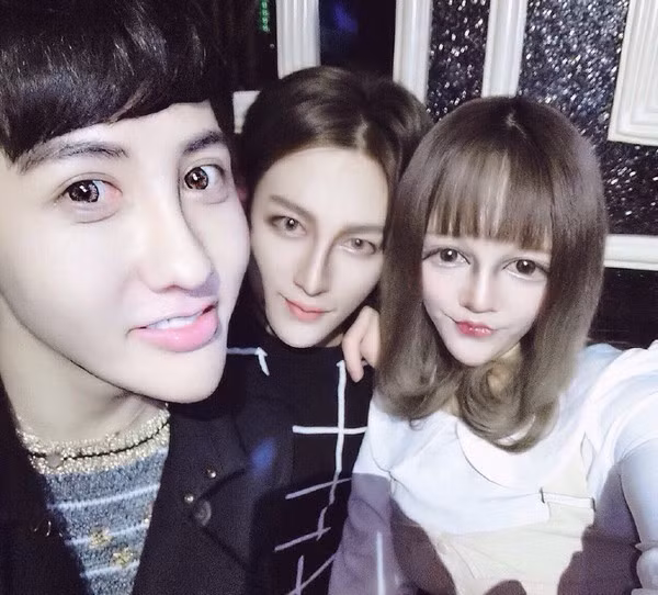 Tưởng là dị nhất rồi, nhưng so với hội bạn thân thì chàng trai mặt rắn còn bình thường lắm... - Ảnh 6. Tưởng là dị nhất rồi, nhưng so với hội bạn thân thì chàng trai mặt rắn còn bình thường lắm... - Ảnh 6.