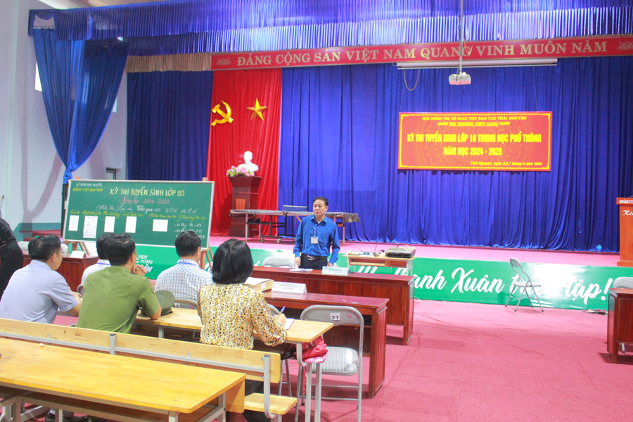 Điểm thi trường THPT Gang Thép có 585 thí sinh đăng ký dự thi. Điểm thi trường THPT Gang Thép có 585 thí sinh đăng ký dự thi.