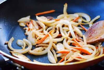 Miến xào hải sản bổ dưỡng, hấp dẫn, ngon cơm ​ ảnh 6