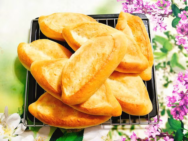 Bánh mì tươi thơm phức, nóng hổi lại an toàn