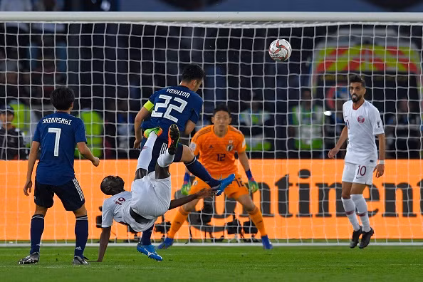 Qatar gay dia chan ha guc Nhat Ban, lan dau tien vo dich Asian Cup hinh anh 1