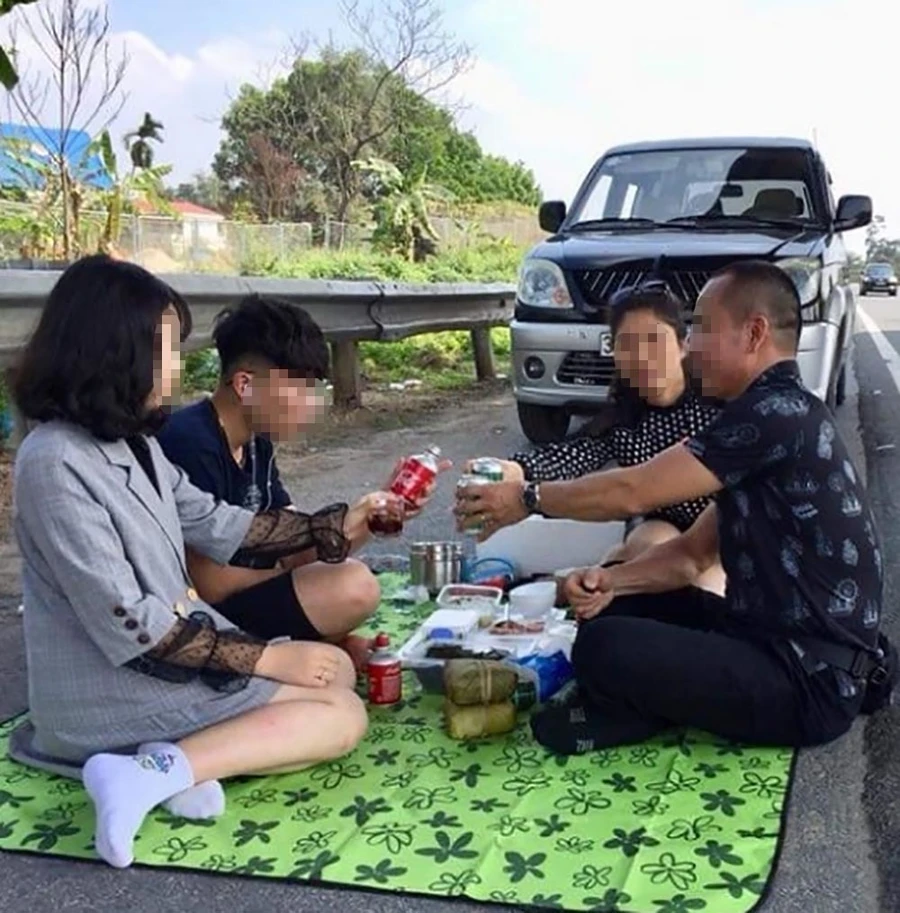 Danh tính người đàn ông Thanh Hóa mở tiệc ở cao tốc Nội Bài-Lào Cai