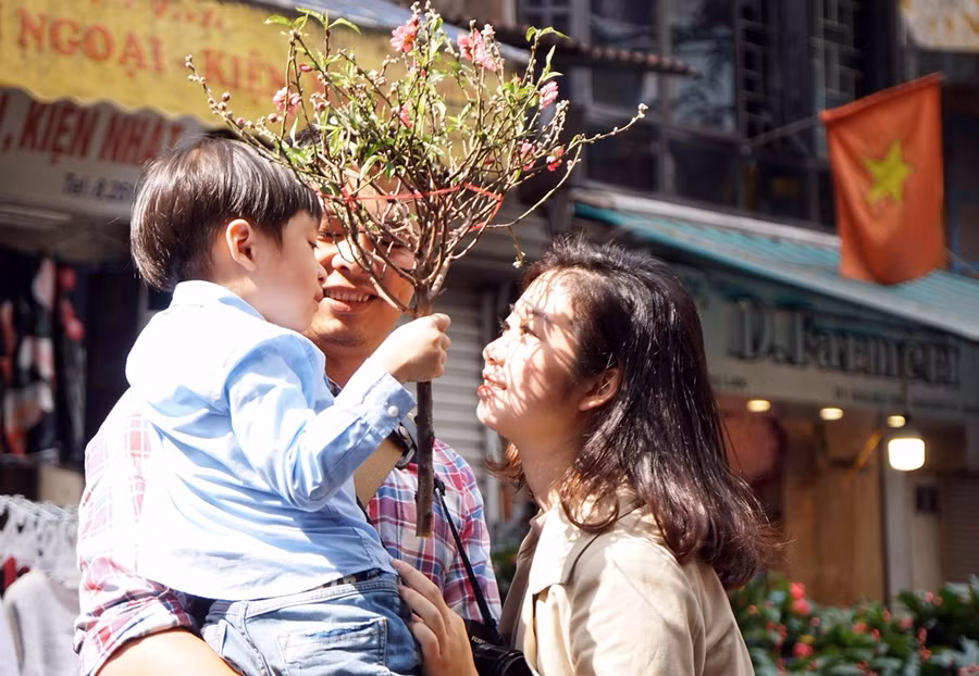 Hương vị Tết xưa ở chợ hoa nổi tiếng Hà Thành ảnh 14