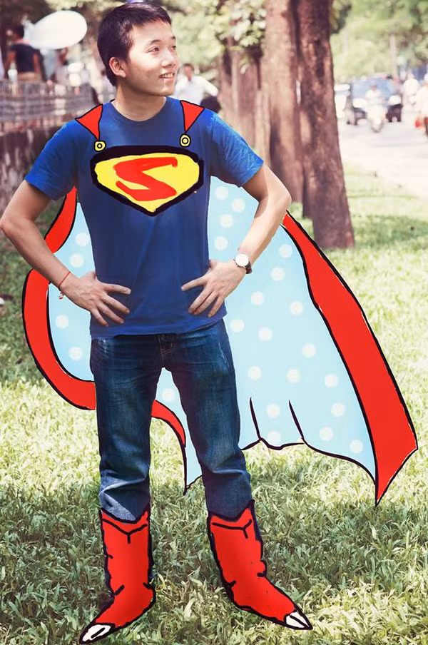 Chồng rủ rê vợ con cosplay 