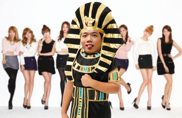 Chồng rủ rê vợ con cosplay Chồng rủ rê vợ con cosplay