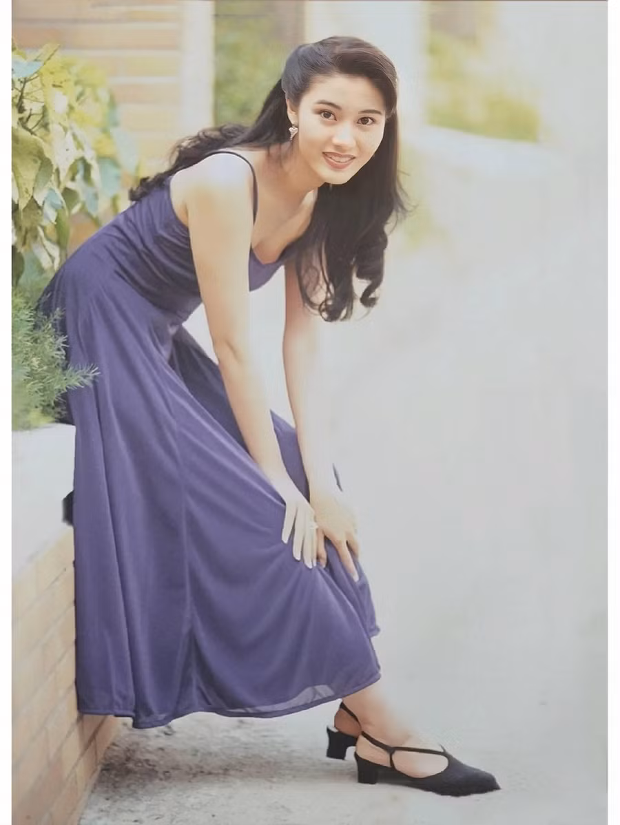 Nhan sắc Lý Gia Hân thời trẻ.