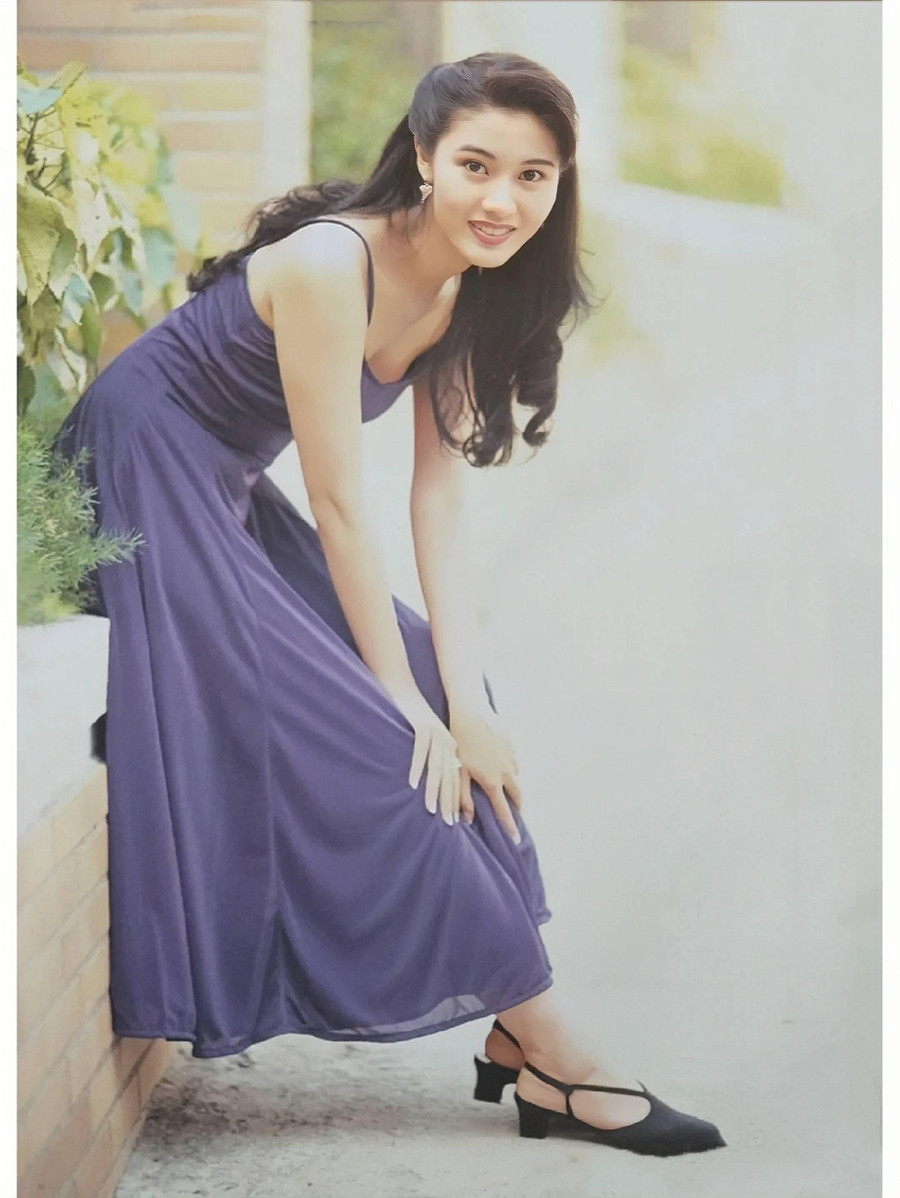 Nhan sắc Lý Gia Hân thời trẻ. Nhan sắc Lý Gia Hân thời trẻ.