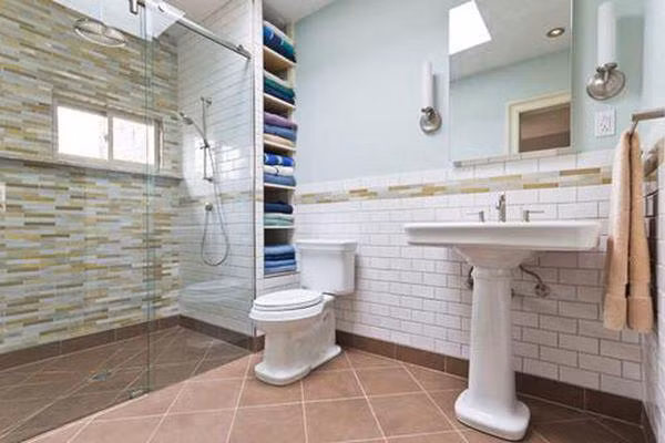 dat 4 thu nay trong nha tam, nguoi viet dang tu nuoi o vi khuan trong nha ma khong biet - 3