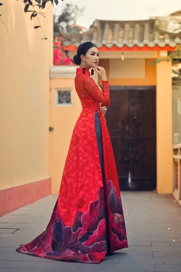 Hoa khôi Du lịch Huế 2016 làm nàng thơ với áo dài thướt tha ảnh 13