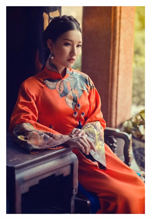 Hoa khôi Du lịch Huế 2016 làm nàng thơ với áo dài thướt tha ảnh 9