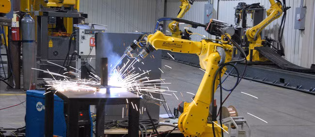 Tự động hóa làm tăng nguy cơ “nô lệ hiện đại“