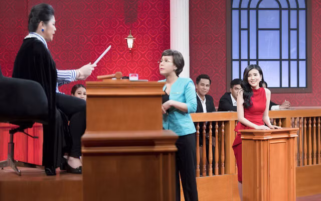  Dù hiểu nghệ sĩ bước vào bất cứ cuộc chơi giải trí nào đều cần sự tung hứng nhằm mang đến sự hấp dẫn, song Cao Thái Hà nói không với chiêu trò và ăn nói vô lễ. Sau chương trình, cô tiếp tục đảm nhận những cảnh quay cuối cùng trong phim truyền hình Giông bão của đạo diễn Phương Điền do mình thủ vai chính. 