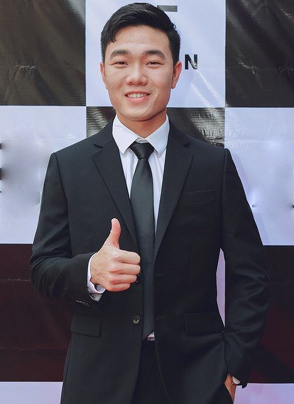 Xuân Trường nhận “gạch đá” vì bày tỏ quan điểm về fan chân chính và phong trào ảnh 2 Xuân Trường nhận “gạch đá” vì bày tỏ quan điểm về fan chân chính và phong trào ảnh 2