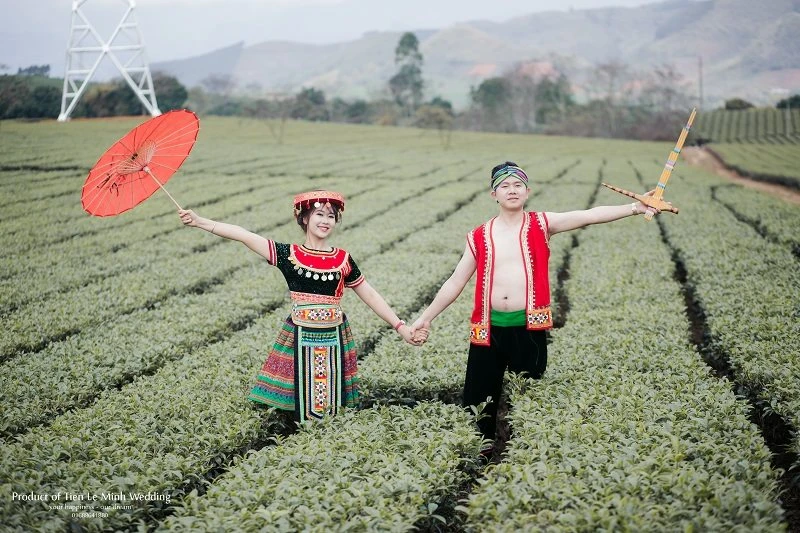 Chuyện tình gặp là yêu, quen 6 tháng là cưới của chàng cảnh sát trẻ Yên Bái